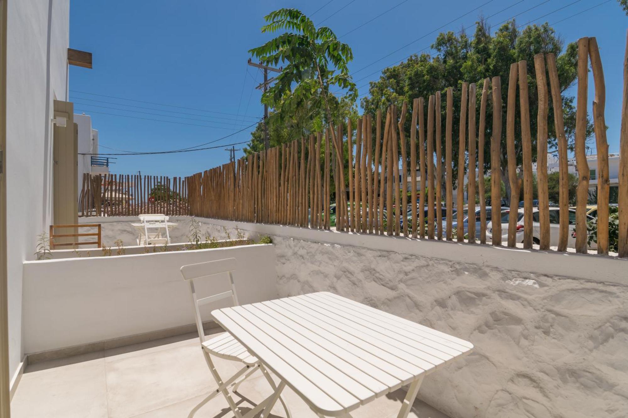 Arco Solium Suites Adamantas  Exterior foto